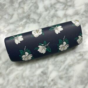 Brand new!! Draper James floral eyeglass sunglasses case